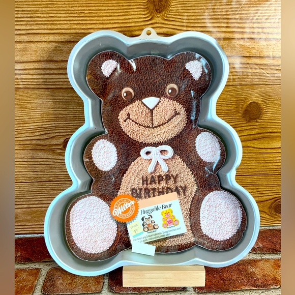 Wilton Huggable Bear Cake Pan